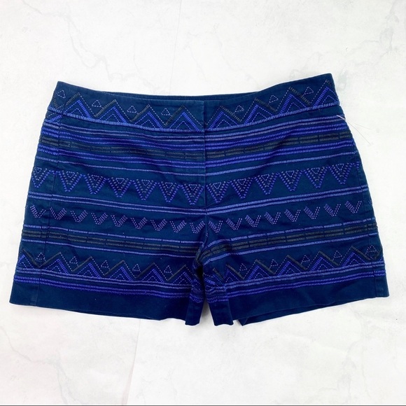 [WHBM] Navy Embroidered Shorts - Picture 2 of 8